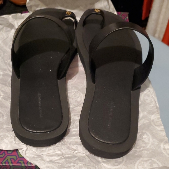 Tory Burch Black Sandals with Gold Accent - Picture 5 of 7